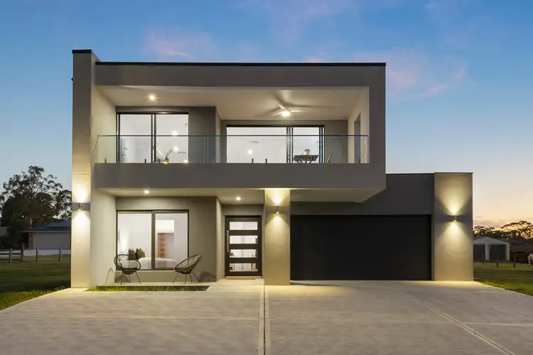 1 Cascade Close, Louth Park NSW 2320