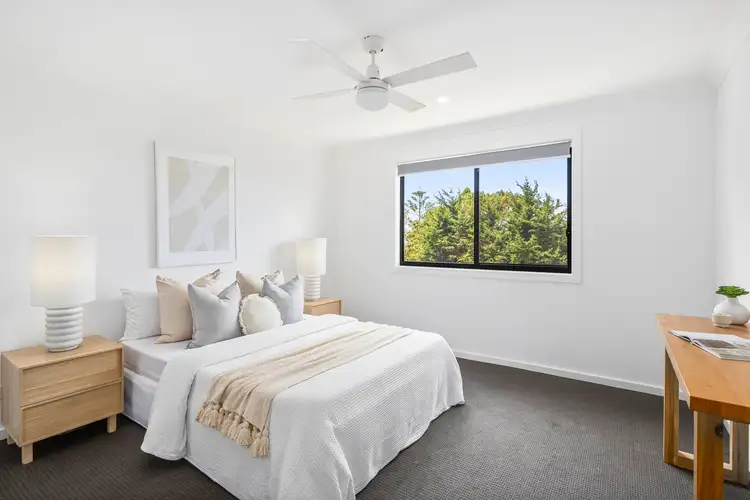Sixth view of Homely semi-detached listing, 1/135B Farmborough Road, Farmborough Heights NSW 2526