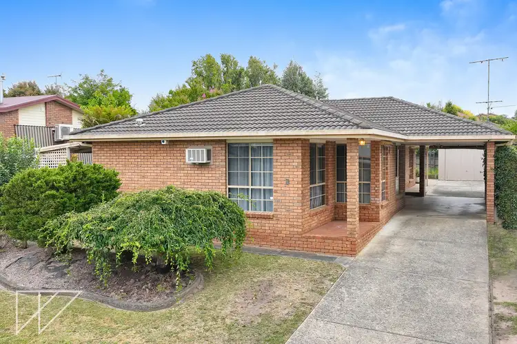 7 Floris Avenue