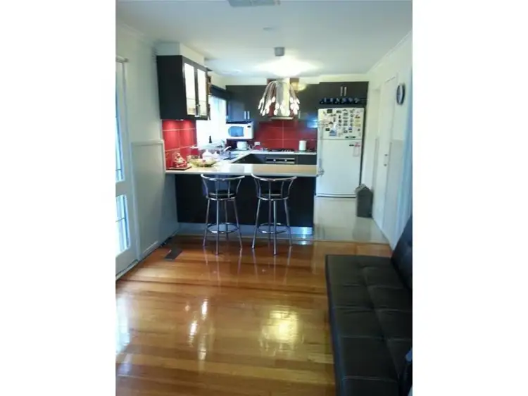 Fifth view of Homely house listing, 31 William Perry Close, Endeavour Hills VIC 3802