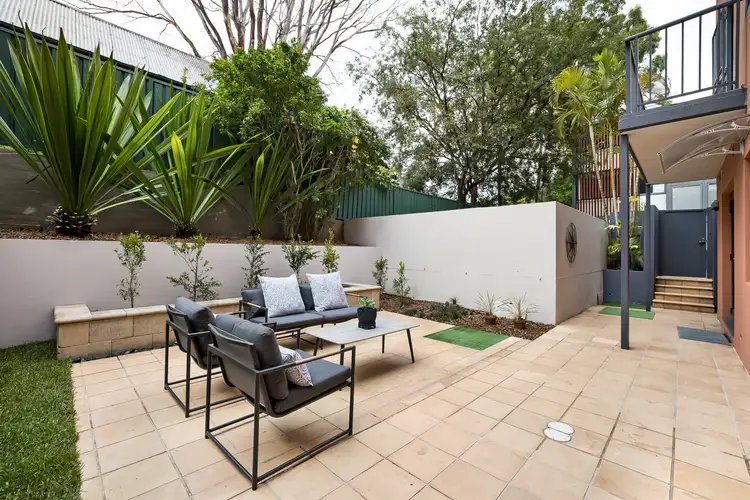 2/20 Fitzgerald Street