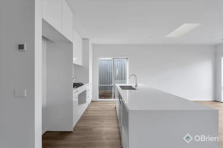 15 Tawrrific Street, Kurunjang VIC 3337