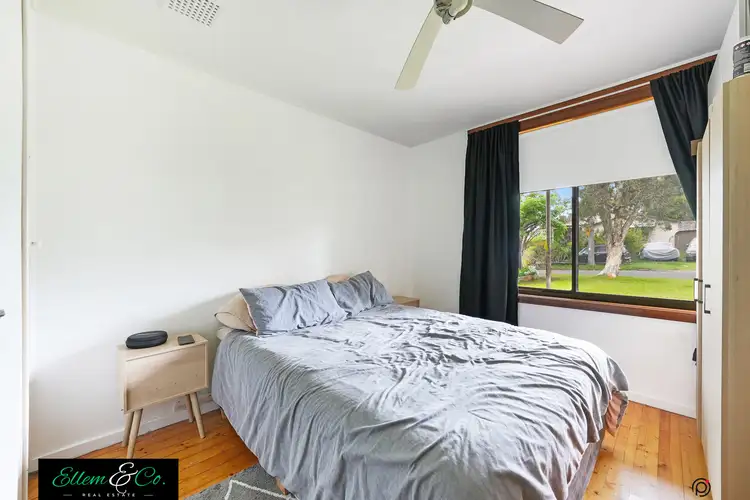 Sixth view of Homely house listing, 2 Bundarra Place, Dapto NSW 2530