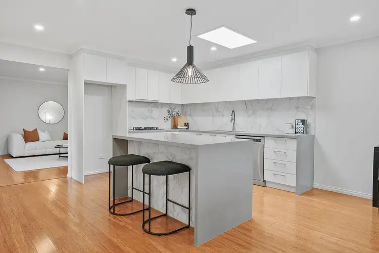 Sixth view of Homely unit listing, 2/64 Allenby Road, Hillside VIC 3037