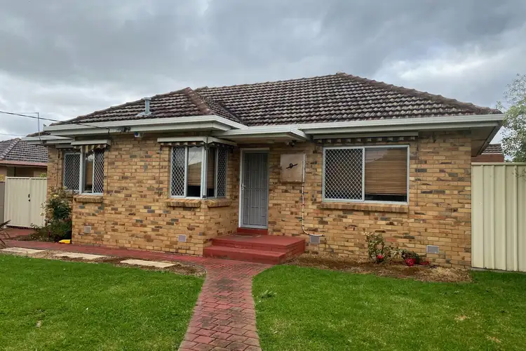 9 Donnelly Court