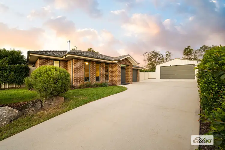 Second view of Homely house listing, 10 Lauren Place, Wodonga VIC 3690