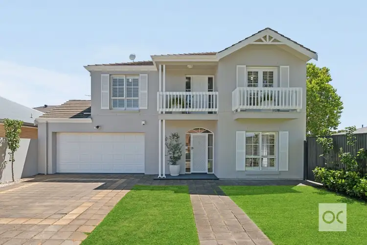 22 Glamis Avenue