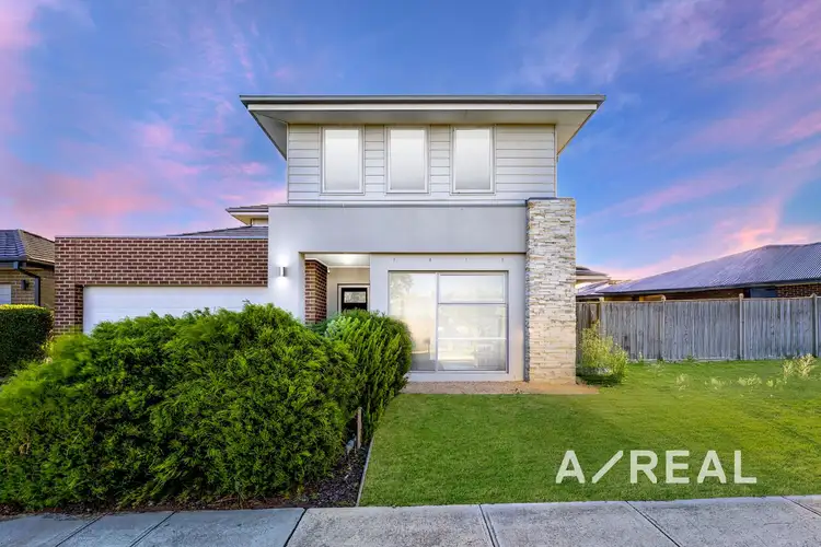 10 Pelham Drive, Clyde VIC 3978