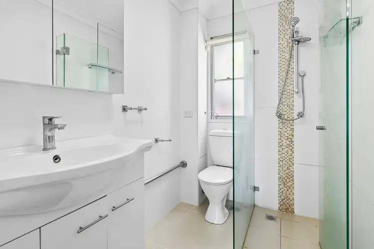 Fifth view of Homely apartment listing, 6/17 Wheeler Parade, Dee Why NSW 2099