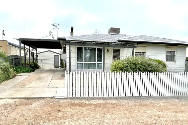 7 Eyre Highway, Ceduna SA 5690