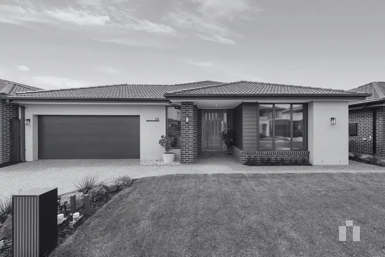 10 Verdant Drive, Donnybrook VIC 3064
