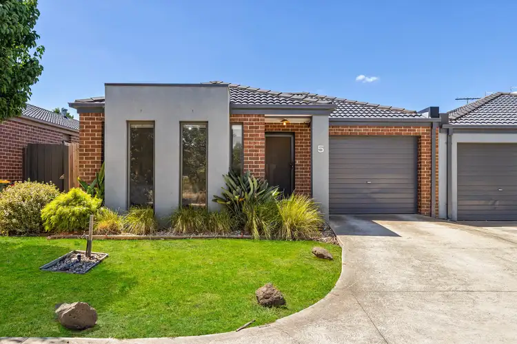 5/15 Marl Close, Sunbury VIC 3429