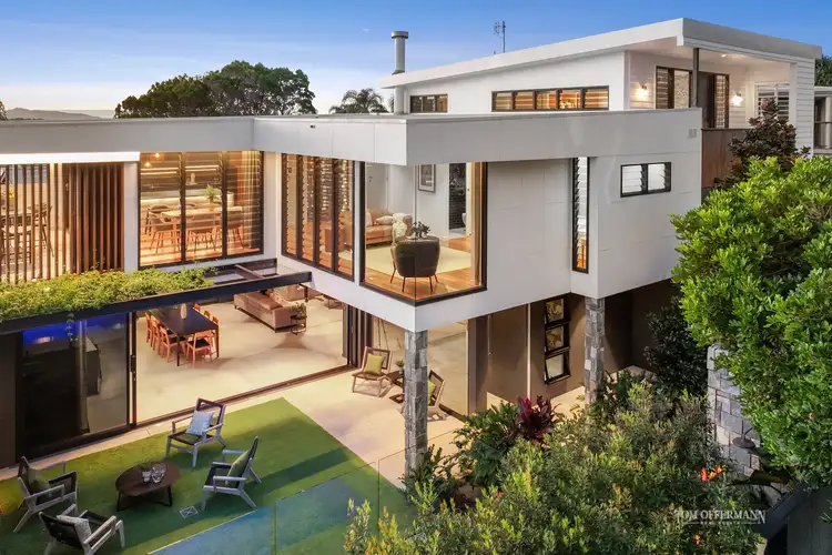 1 Woodlark Rise, Sunrise Beach QLD 4567