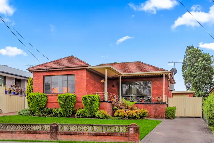 9 Arnett Street, Pendle Hill NSW 2145