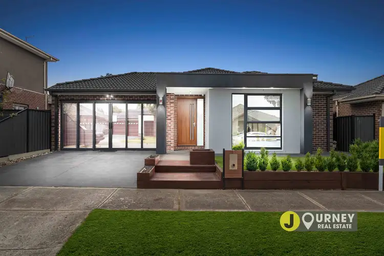 3 Lion Chase, Craigieburn VIC 3064