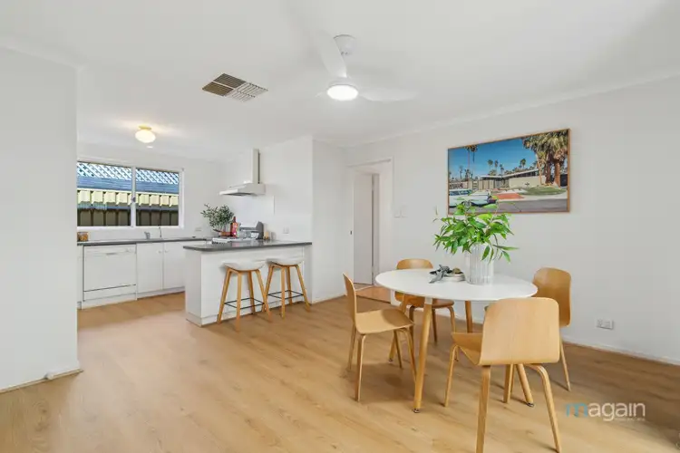12 Coonawarra Close, Woodcroft SA 5162