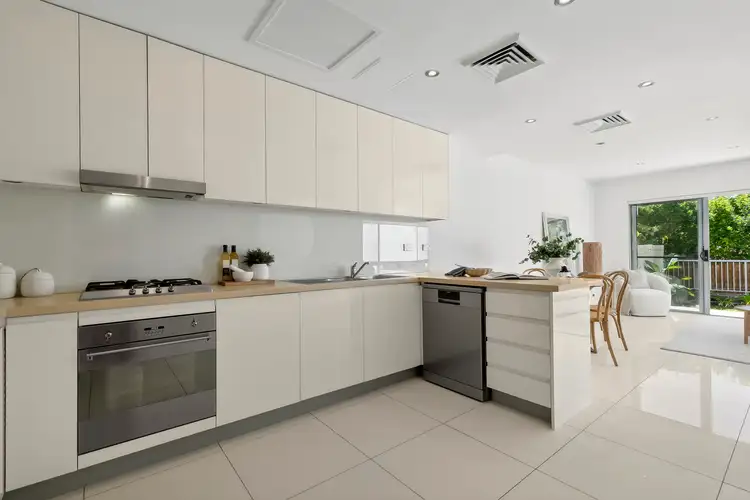 Third view of Homely apartment listing, 3/21-25 Gulliver Street, Brookvale NSW 2100