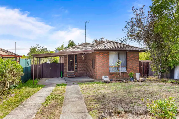 6 Mitchell Court