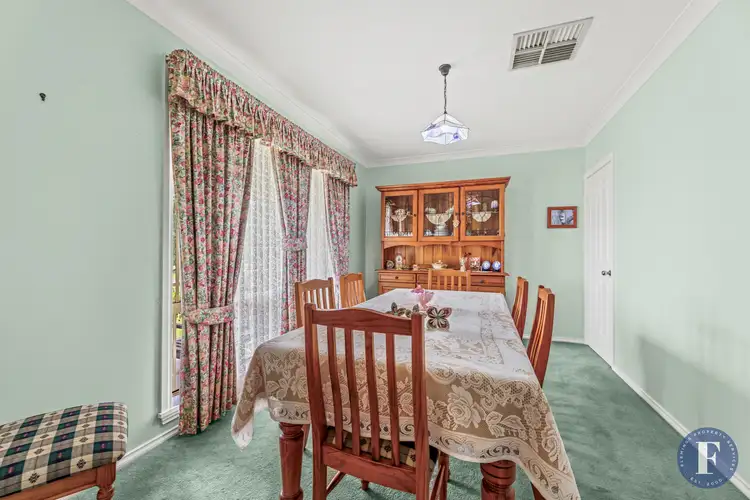 Fifth view of Homely house listing, 17 Pineview Circuit, Young NSW 2594