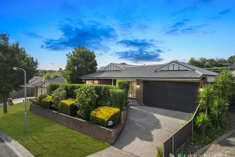 50 Ebony Drive, Pakenham VIC 3810