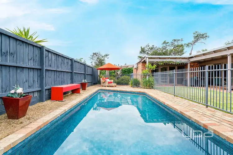 25 Valley Drive