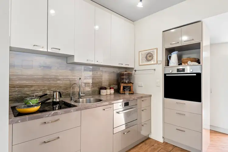 Fourth view of Homely unit listing, 5/5 The Avenue, Mccrae VIC 3938