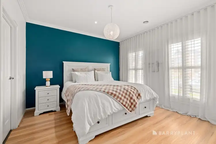Fifth view of Homely house listing, 1 Rialton Rise, South Morang VIC 3752