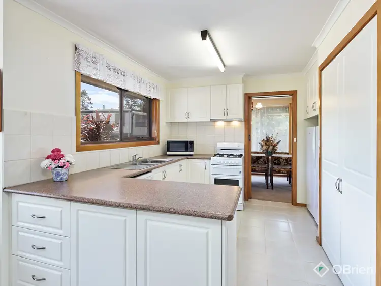 Fifth view of Homely house listing, 16 Wellwood Road, Drouin VIC 3818