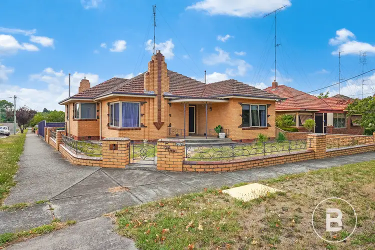 707 Pleasant Street South, Redan VIC 3350