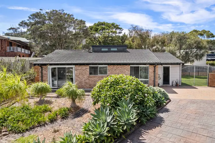7 Caloola Close