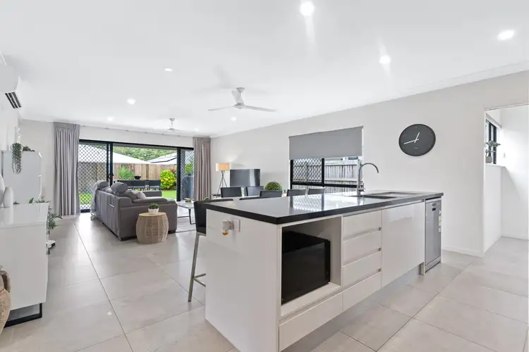 16 Moorinya Circuit, Mount Peter QLD 4869