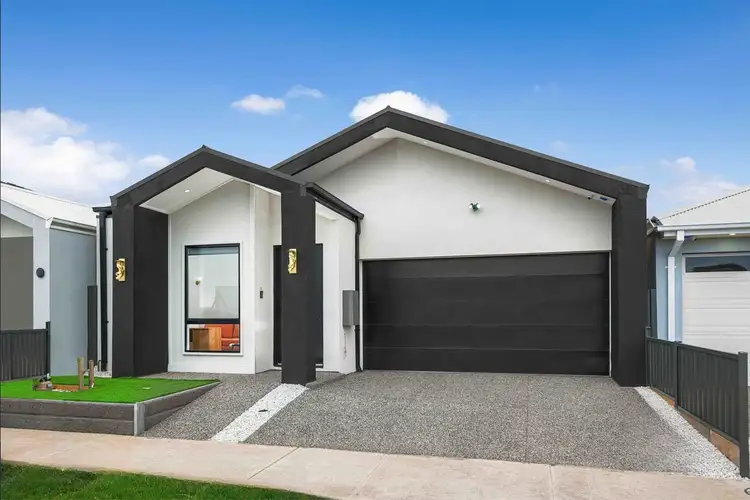 Second view of Homely house listing, 18 Cremello Crescent, Tarneit VIC 3029