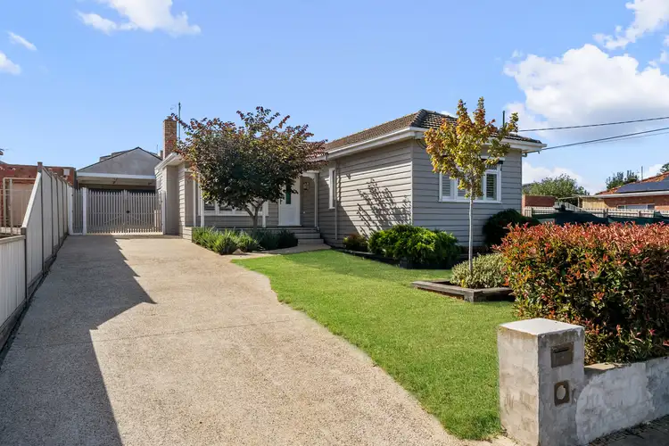 10 Hamilton Street, Niddrie VIC 3042