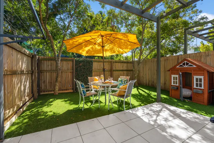35/11 Toral Drive