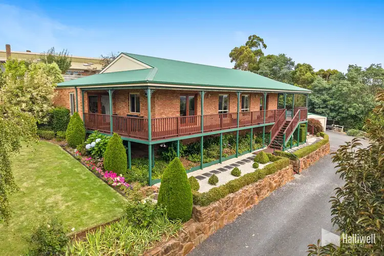 16 Highfield Road, Ambleside TAS 7310