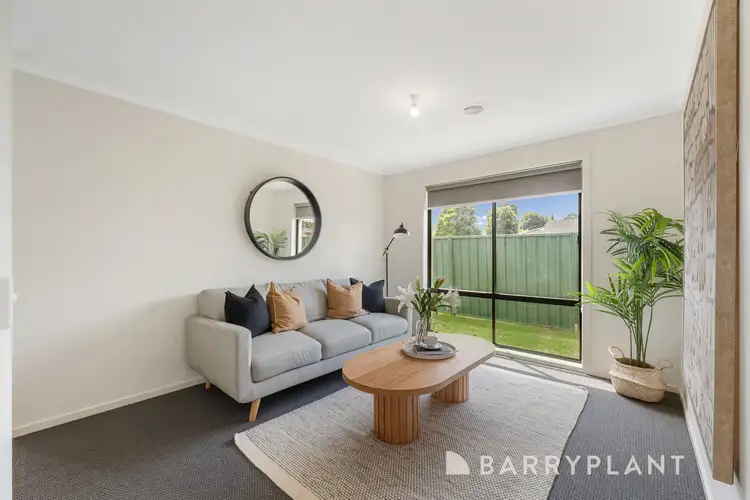 Fifth view of Homely house listing, 21 Goulburn Circuit, Caroline Springs VIC 3023