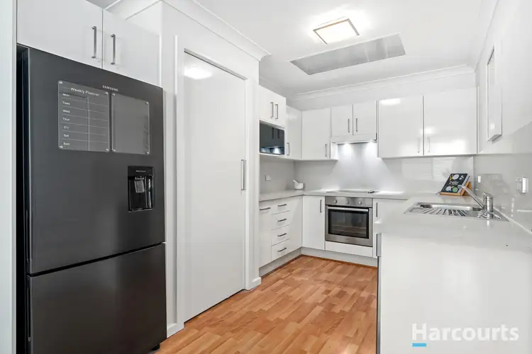 Fifth view of Homely semi-detached listing, 1/6 Gelfius Crescent, Macquarie Hills NSW 2285