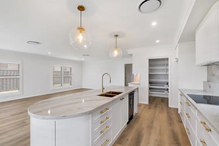Third view of Homely house listing, 84 Verdelho Drive, Tamworth NSW 2340