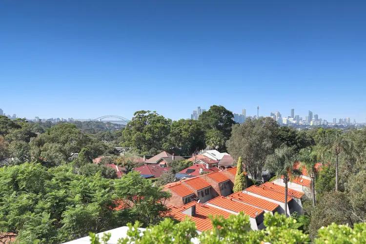 38/3-7 Cowell Street