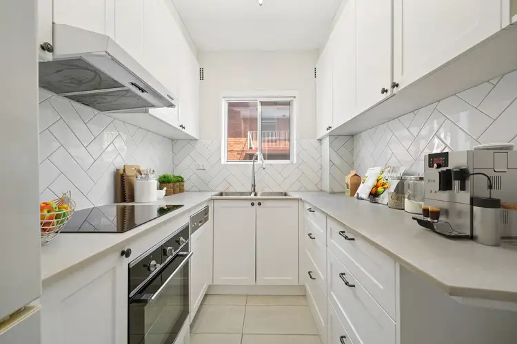 Fifth view of Homely apartment listing, 2/20 Pacific Parade, Dee Why NSW 2099