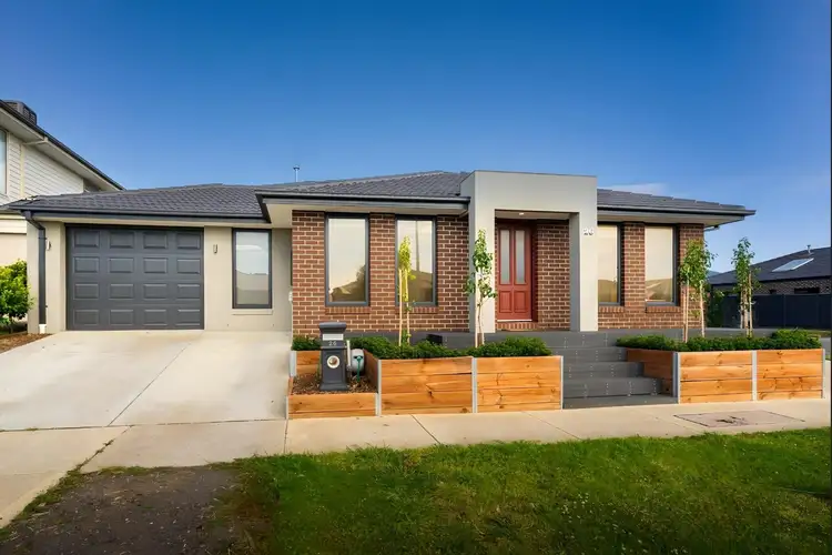 26 Mayflower Drive, Cranbourne West VIC 3977