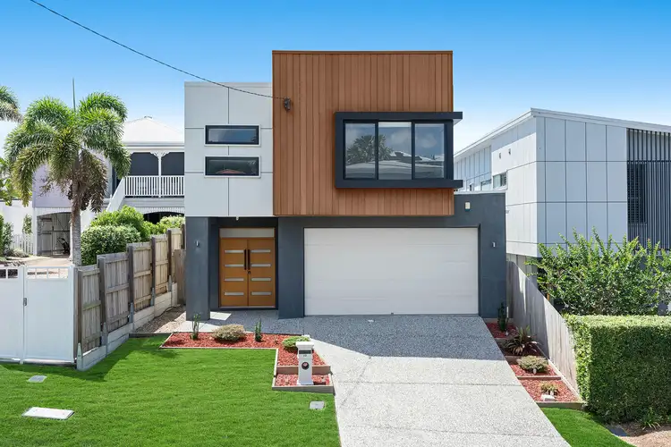 22 Oakley Street, Manly QLD 4179