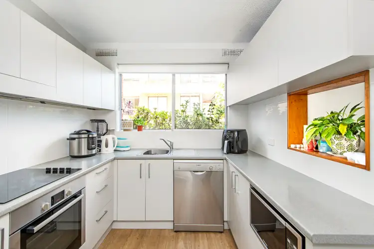 Third view of Homely apartment listing, 2/135 Pacific Parade, Dee Why NSW 2099