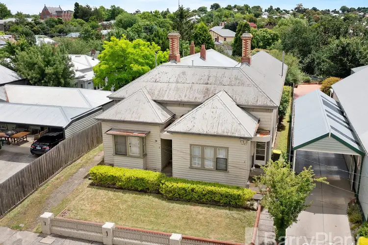 14 Clarendon Street, Soldiers Hill VIC 3350