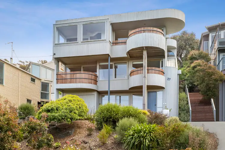 27 Hall Street, Lorne VIC 3232