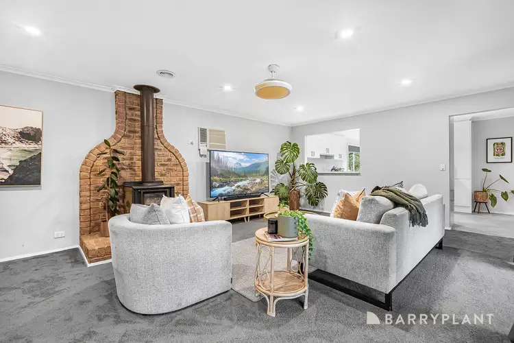 Second view of Homely house listing, 8 Piccadilly Court, Kilsyth VIC 3137