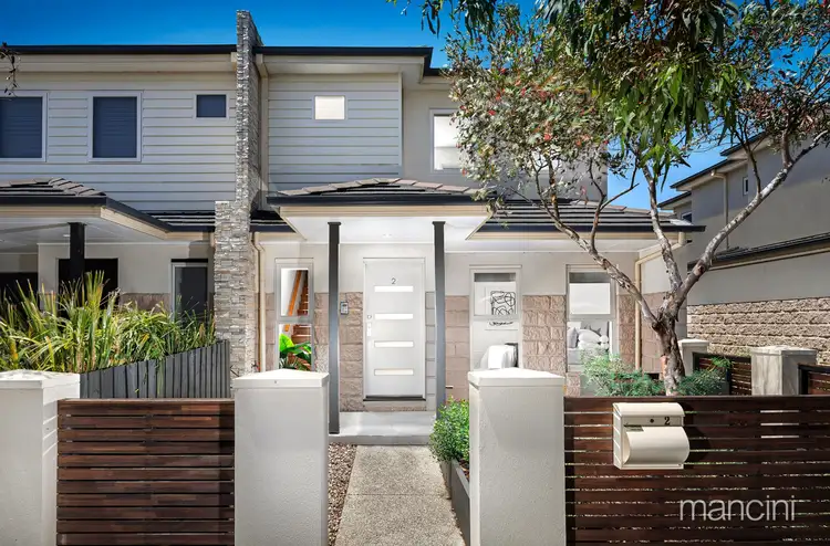 2/8 David Street, Altona VIC 3018