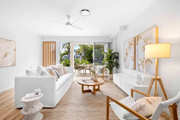 1/4 Jarnahill Drive