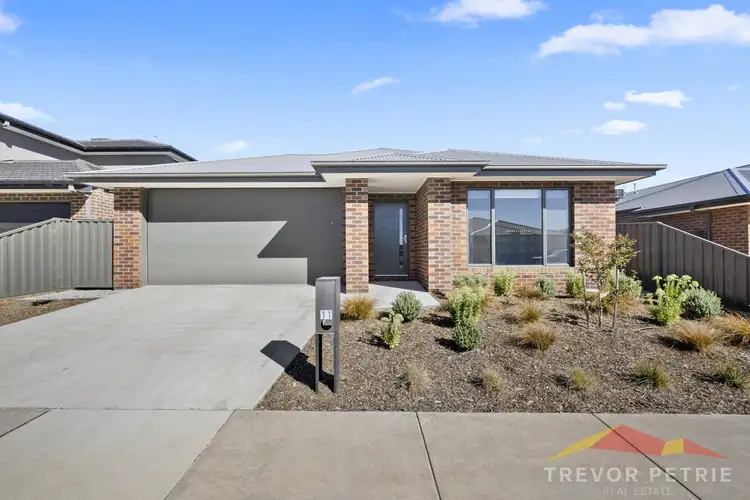 11 Scanlon Street, Lucas VIC 3350