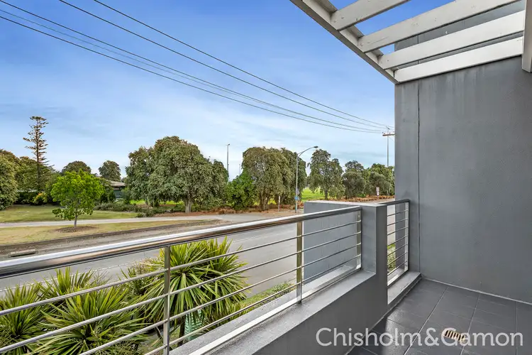 Second view of Homely townhouse listing, 4/135-137 Ormond Esplanade, Elwood VIC 3184
